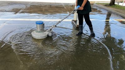 Parking Lot Concrete Cleaning